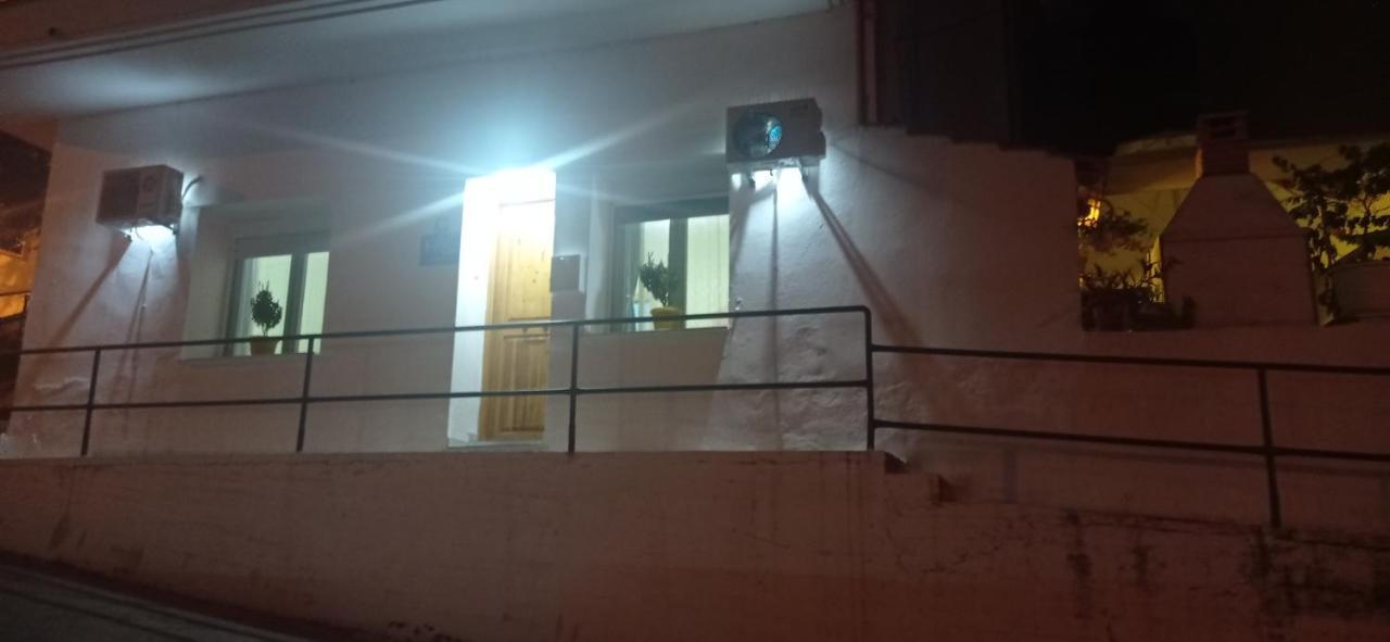 Kiki Apartment Кавала Екстер'єр фото